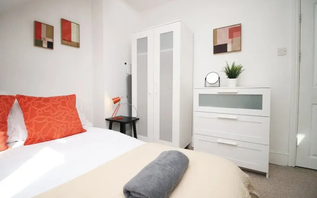 Chic & Spacious 1 Bed Flat in Pontcanna