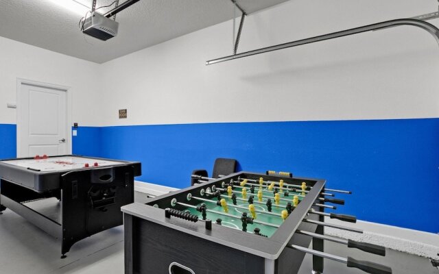 4784 Kings Castle Circle