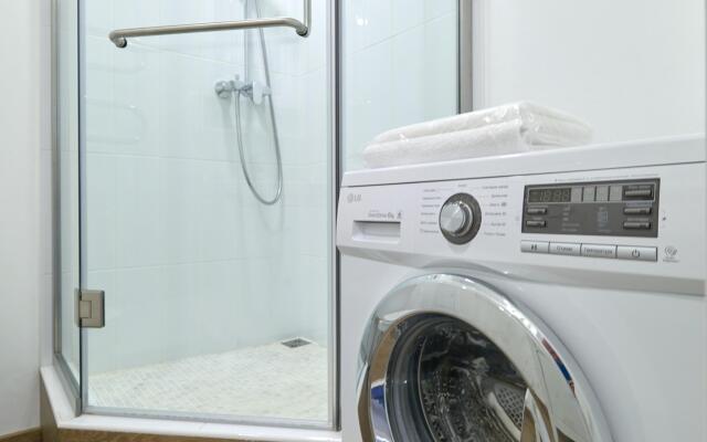 Сутки Томск на улице Савиных