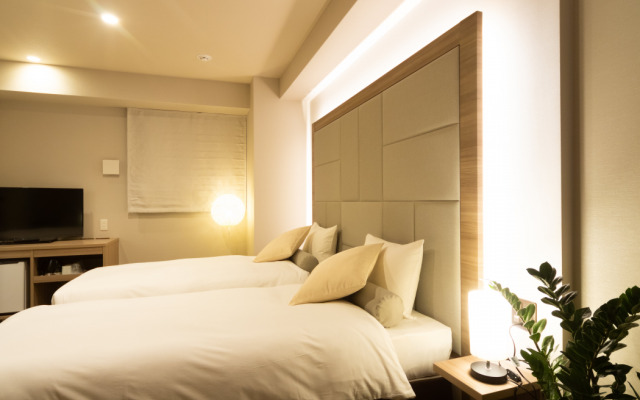 Doutonbori Crystal Hotel