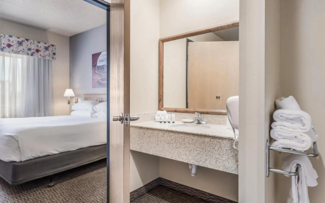 Red Lion Inn & Suites Goodyear Phoenix