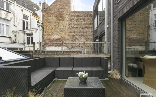 Duplex in Blankenberge Steps From Seafront