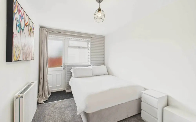 Host Stay Crosby House