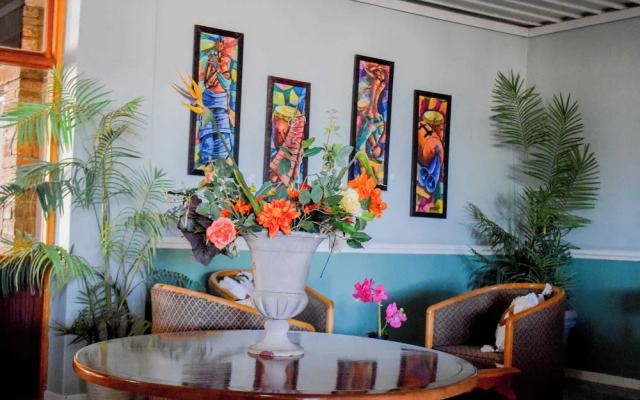 Canyon Hotel