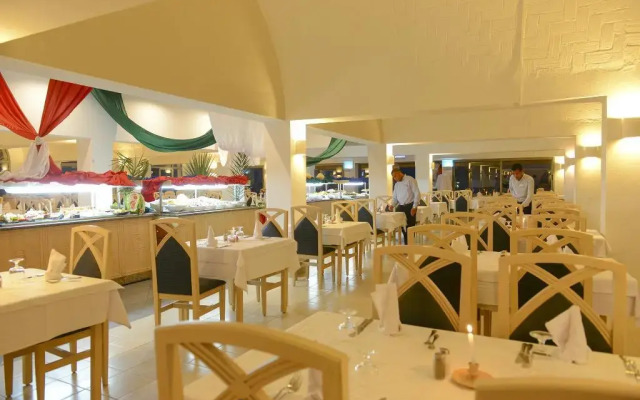 Monarque Dar Jerba Narjess - Family Only