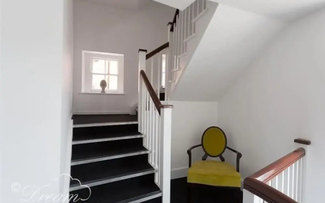 Old Coastguard Apartment 2