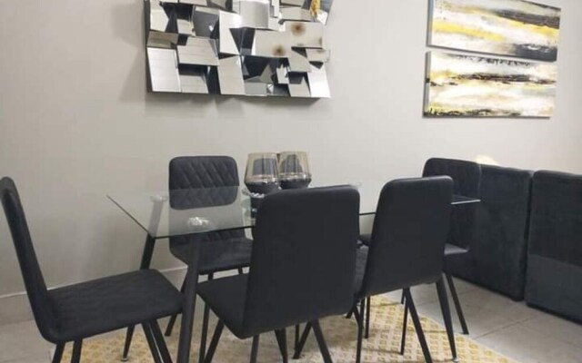 Spacious, With Great Design 2 Bedroomed Apartment