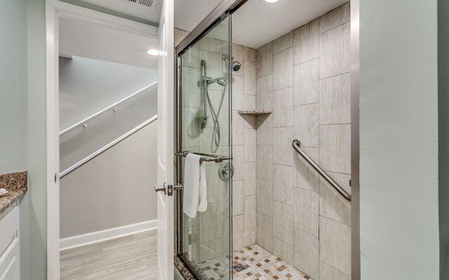 The Savoy Penthouse 601 (3 bedroom plus loft, Sleeps 9)