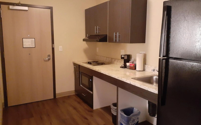 Simple Suites Boise Airport