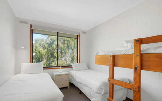 Eastern Beach Units #6