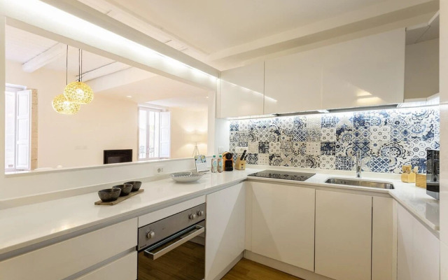 Mirror Apartment With Seaview Terrace