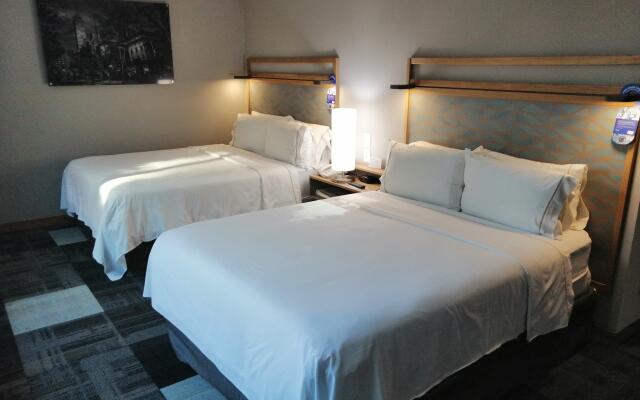 Holiday Inn Express Mexico Reforma by IHG