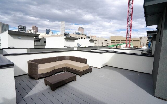 Classic City Condo Views From Golden Triangle