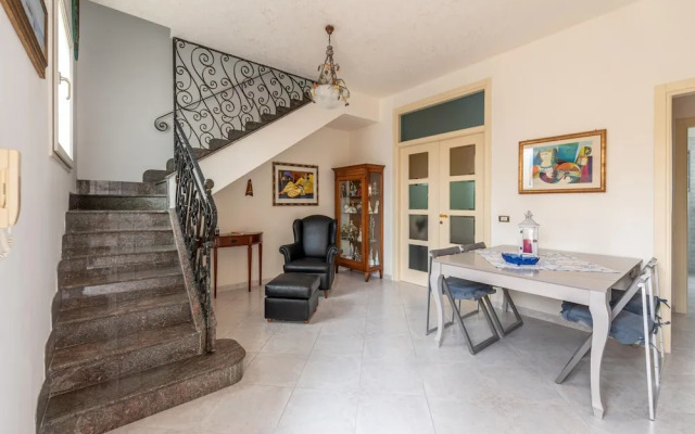 Villetta Ficarazzi by Wonderful Italy