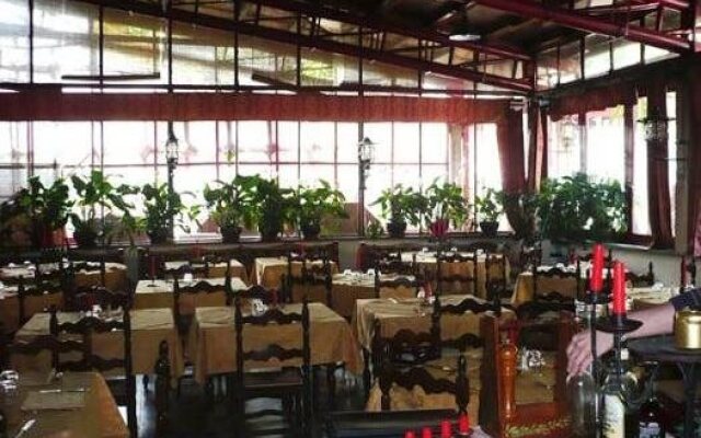 Hotel Julia Villa Maggi Ponti
