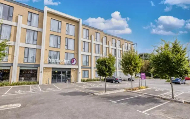 Premier Inn Bury St Edmunds North - A14