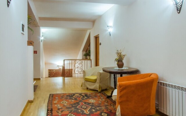 Hotel Mirhav