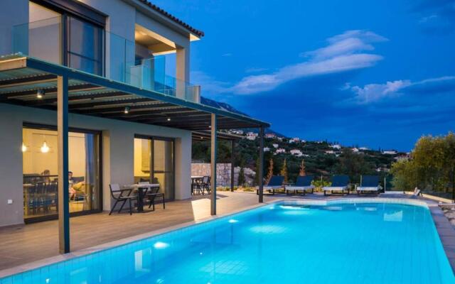 New Villa Blue with private pool at Trapezaki