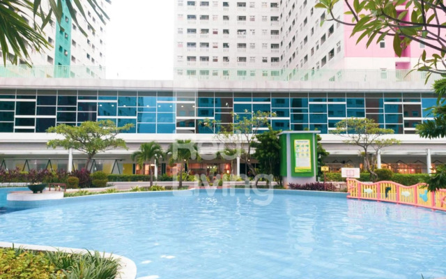 RedLiving Apartemen Green Pramuka - Family Group Tower Orchid