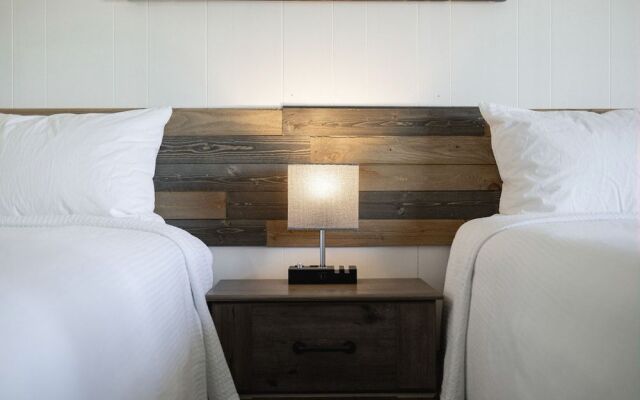 Copperhead Lodge