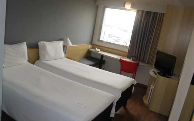 ibis Betim