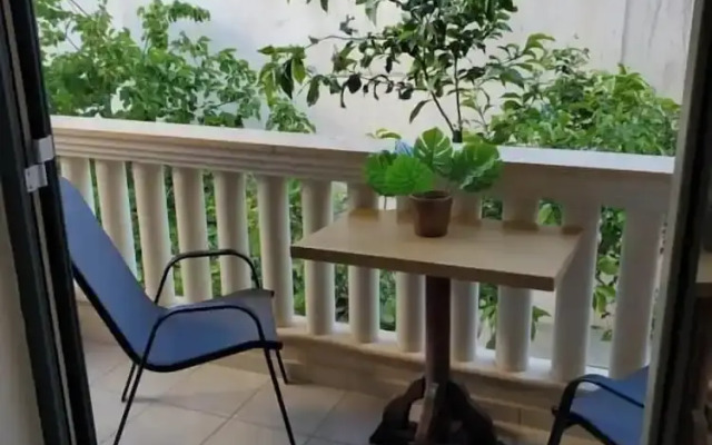 Sior Dionysios Apartments