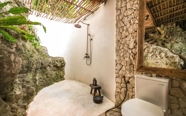 Uluwatu Surf Shack
