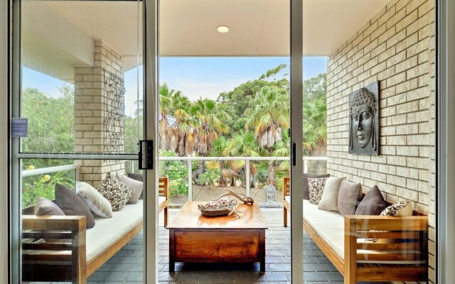 Rocky Point Road, Fantasea, 3, 75