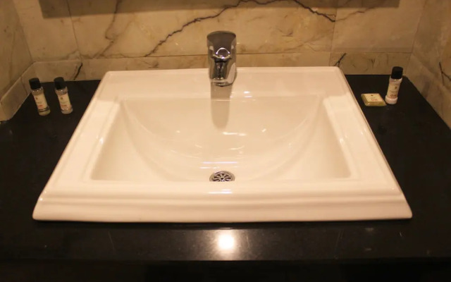 OYO 937 Sand Stone Hotel