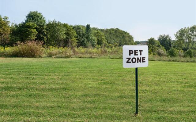 Travelodge by Wyndham Zanesville