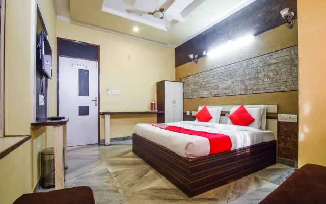 OYO 22052 Hotel Kingdom Palace