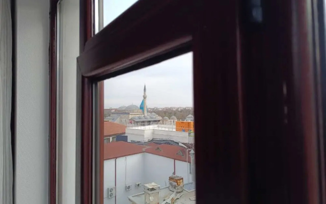 Pirotel Hotel