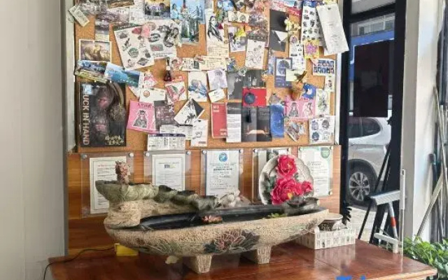 WWR hostel & cafe （old town branch）