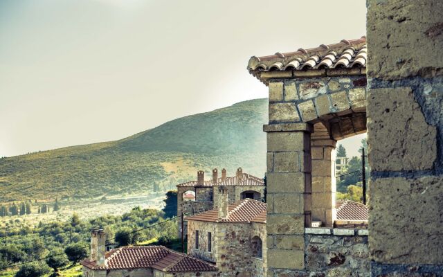 Klymeni Traditional Homes