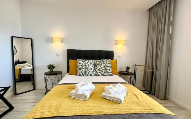 Albufeira Twins 3 With Pool by Homing