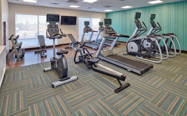 Holiday Inn Express Guesthouse