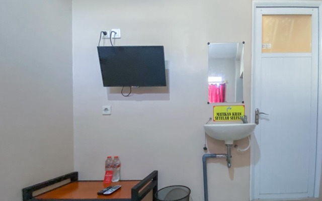 RedDoorz Syariah near Suramadu