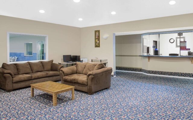 Super 8 by Wyndham Vernal UT