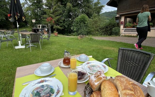 Le Chalet - Hotel Restaurant