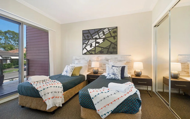 Newcastle Short Stay Apartments - Birmingham Garden Townhouses