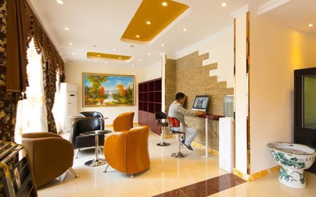 GreenTree Inn Zhengzhou Train Station Renmin Park Shell Hotel