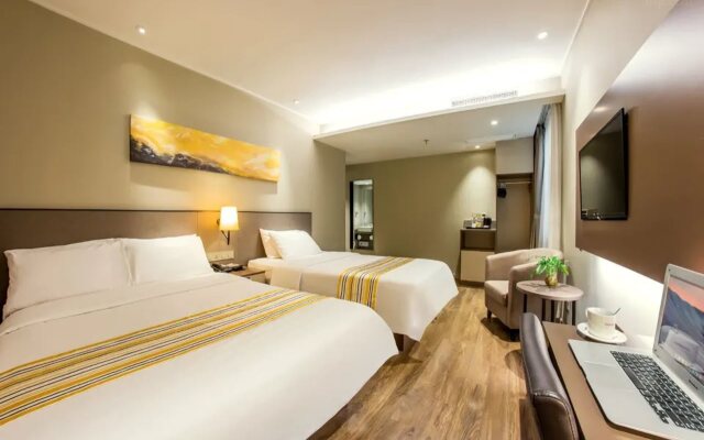 Homeinn Plus Hotel (Shanghai Bund Jinling East Road)