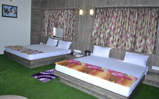 Shiv Villas Hotel