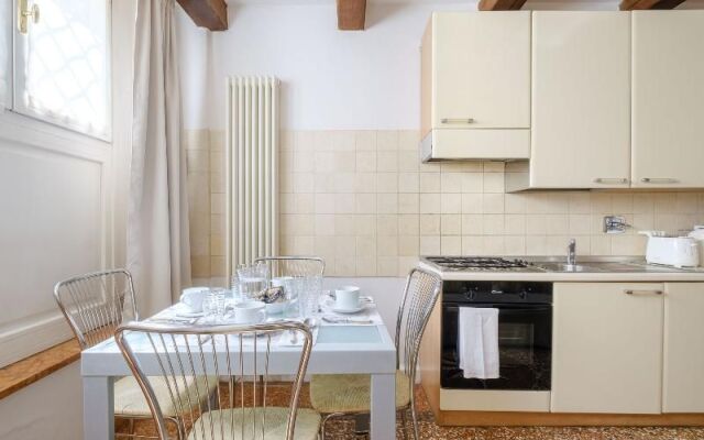 Frassinago Suites-BolognaRooms