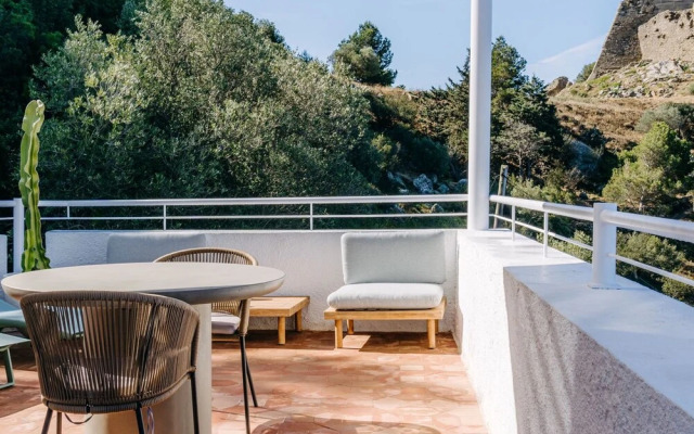 Castell Mar 1006 in Roses