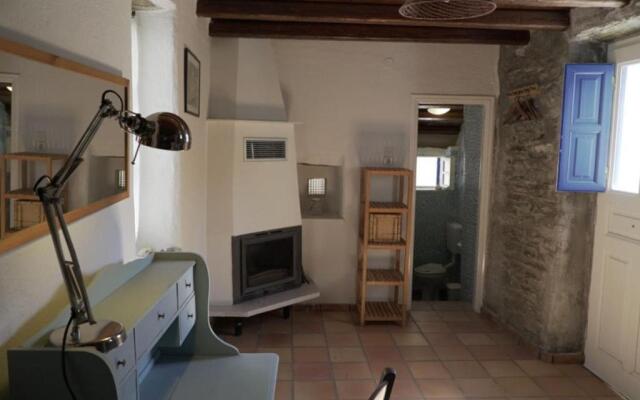 Alba Andros Studio