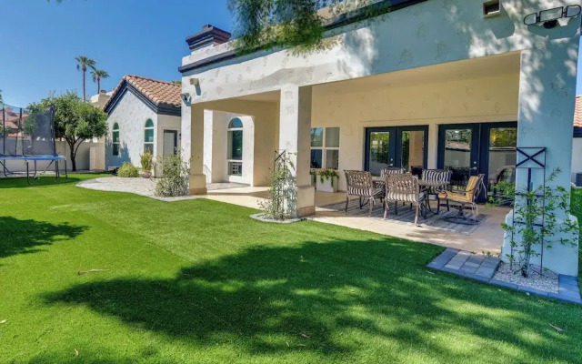 Spacious Gilbert Vacation Rental Near Water Ranch!