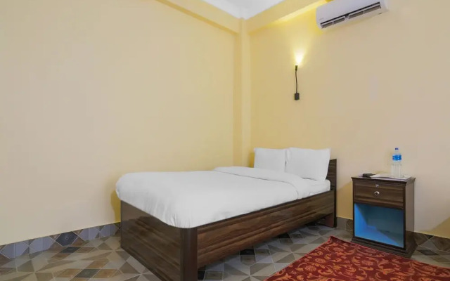 SPOT ON 446 Hotel Oasis