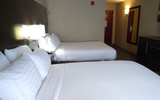 Holiday Inn Express Hotel & Suites Waterford by IHG