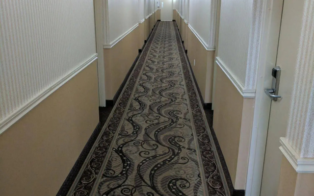 Luxury Inn